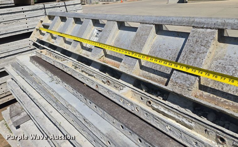image for item EF1834 Concrete forms