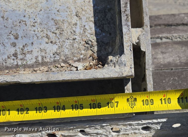 image for item EF1834 Concrete forms