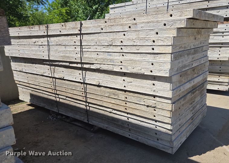 image for item EF1834 Concrete forms