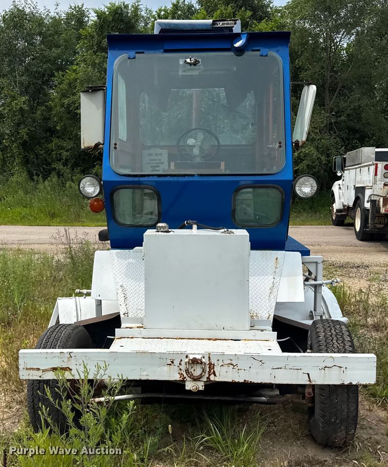 image for item EF2111 Full Vision Broom