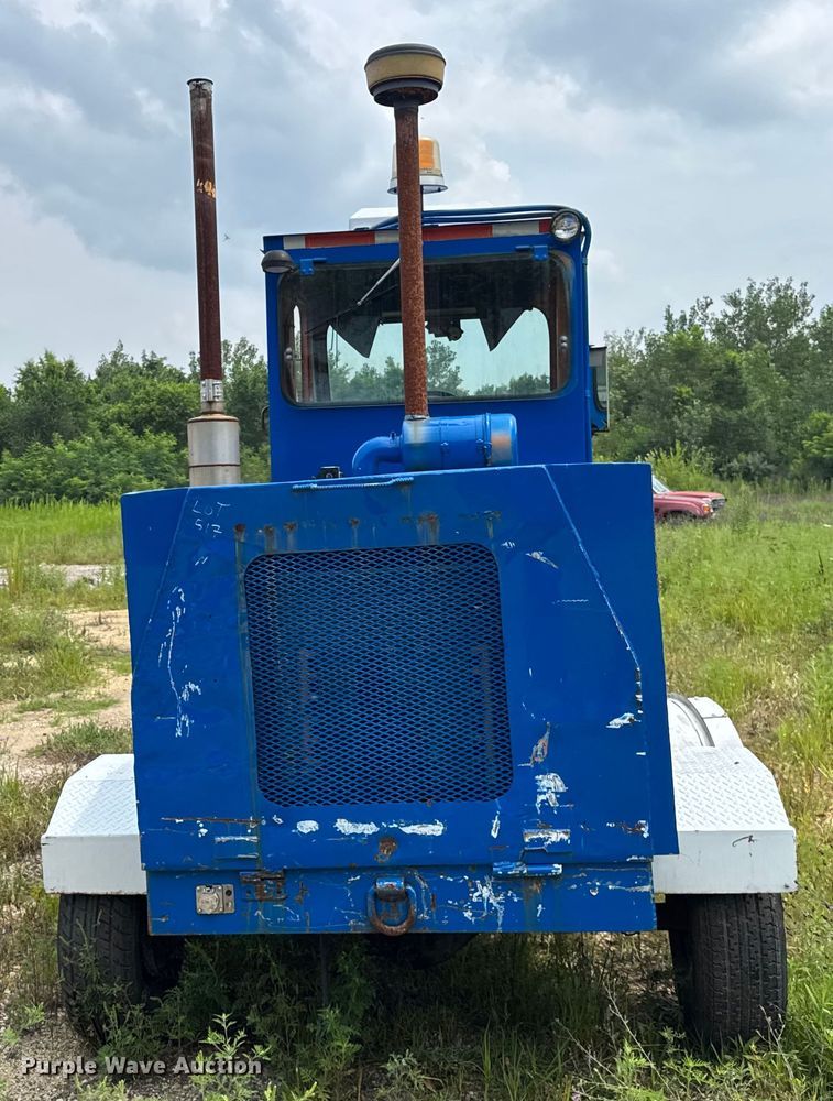 image for item EF2111 Full Vision Broom