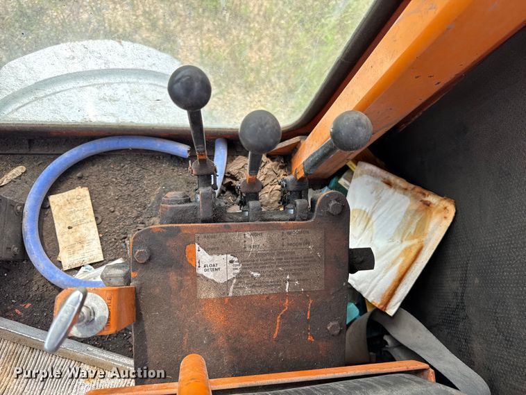 image for item EF2111 Full Vision Broom