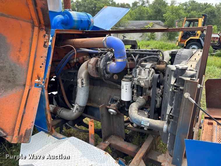 image for item EF2111 Full Vision Broom