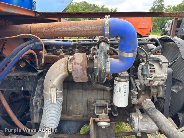 image for item EF2111 Full Vision Broom