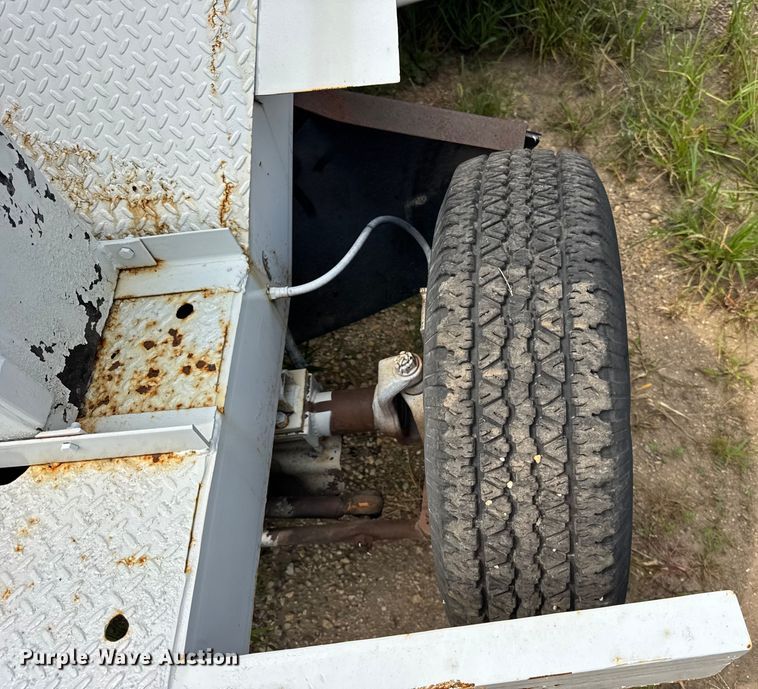 image for item EF2111 Full Vision Broom