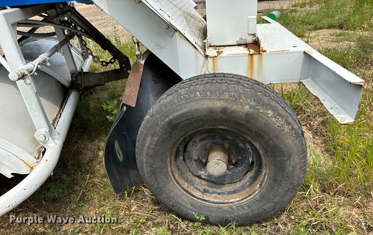 image for item EF2111 Full Vision Broom