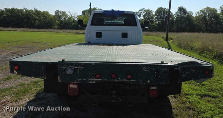 image for item EF3739 2016 Dodge  Ram 5500HD flatbed truck