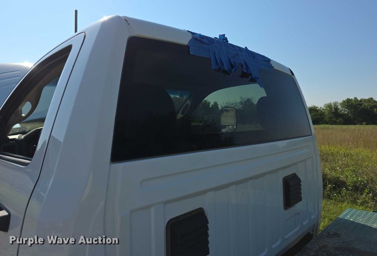 image for item EF3739 2016 Dodge  Ram 5500HD flatbed truck