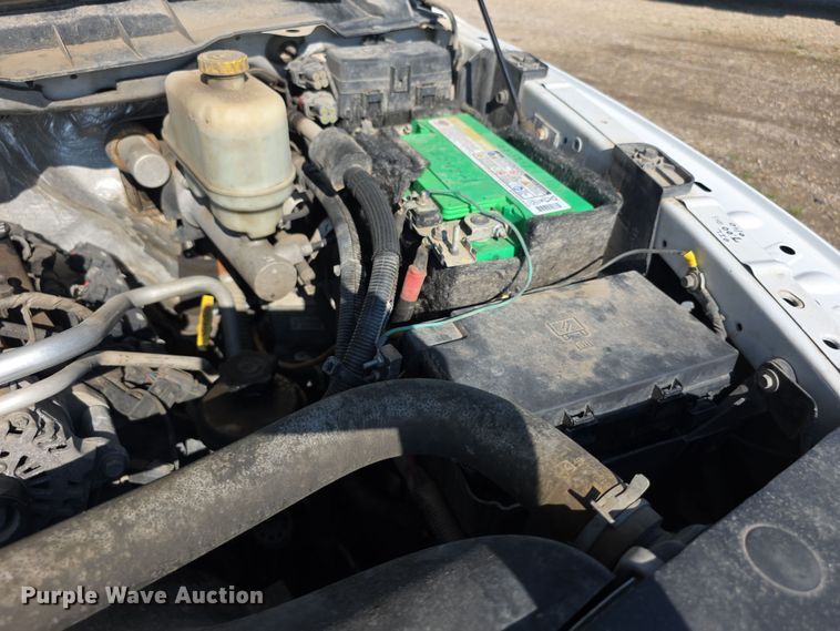 image for item EF3739 2016 Dodge  Ram 5500HD flatbed truck