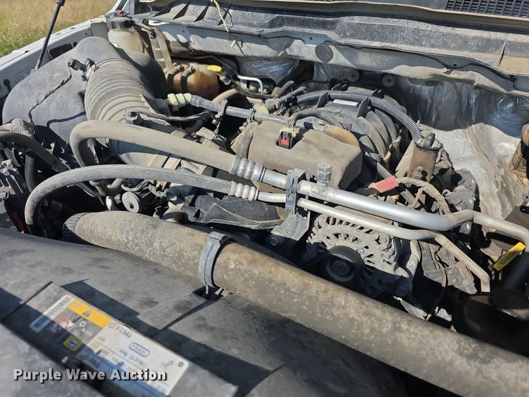 image for item EF3739 2016 Dodge  Ram 5500HD flatbed truck