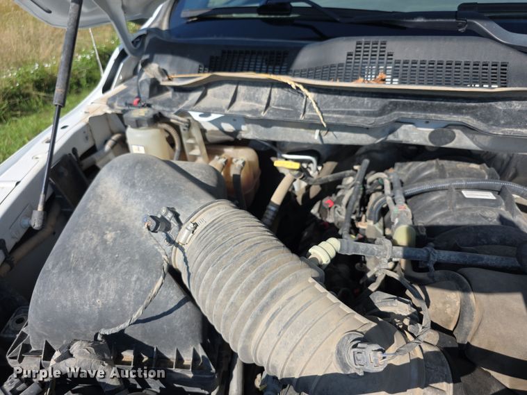 image for item EF3739 2016 Dodge  Ram 5500HD flatbed truck