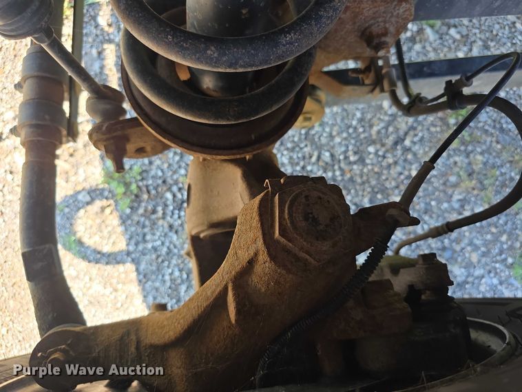 image for item EF3739 2016 Dodge  Ram 5500HD flatbed truck