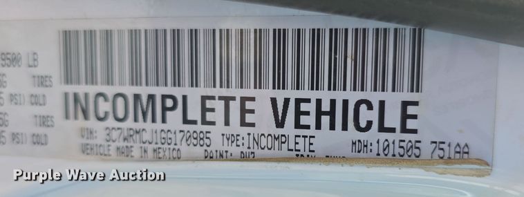 image for item EF3739 2016 Dodge  Ram 5500HD flatbed truck