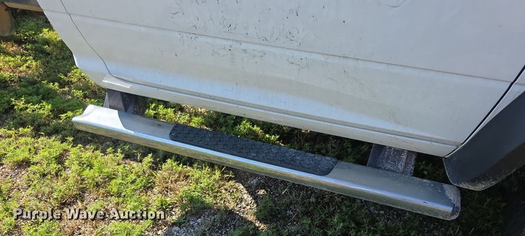 image for item EF3742 2017 Dodge Ram 5500HD truck cab and chassis