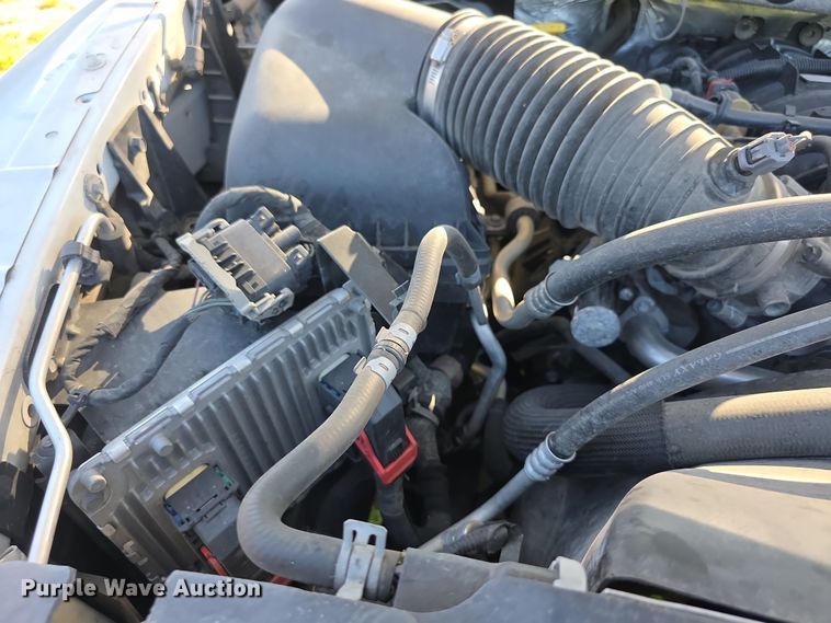 image for item EF3742 2017 Dodge Ram 5500HD truck cab and chassis