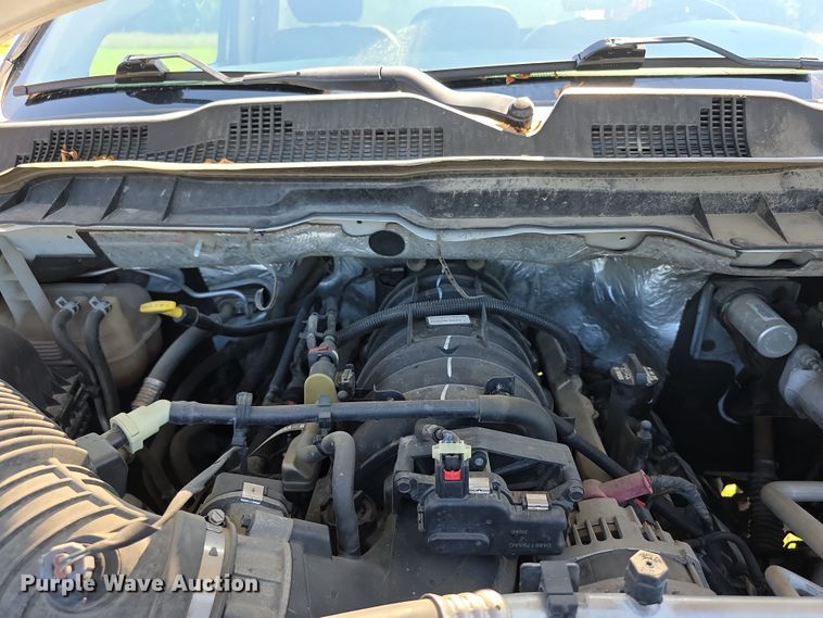 image for item EF3742 2017 Dodge Ram 5500HD truck cab and chassis