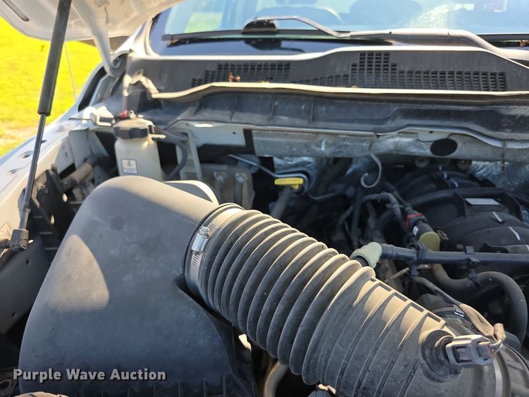 image for item EF3742 2017 Dodge Ram 5500HD truck cab and chassis