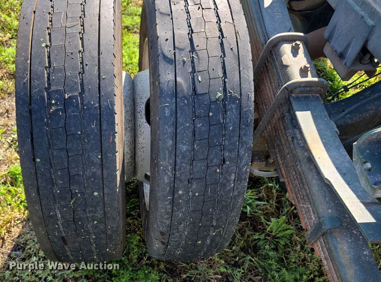 image for item EF3742 2017 Dodge Ram 5500HD truck cab and chassis