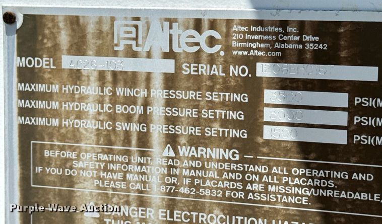 image for item EG0727 2007 International   7500 SBA crane truck