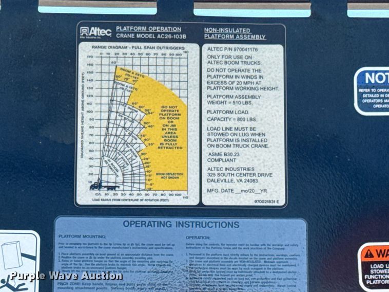 image for item EG0727 2007 International   7500 SBA crane truck