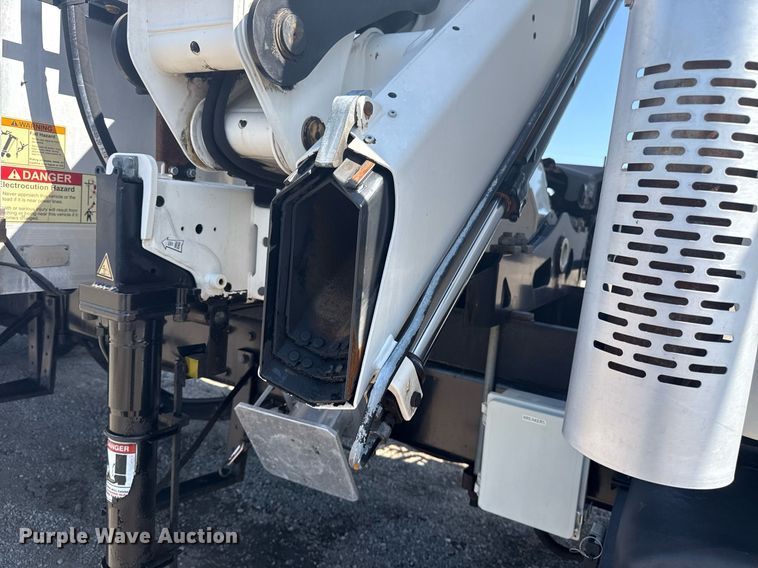 image for item EG5943 2015 Freightliner 108SD Ext. Cab crane truck