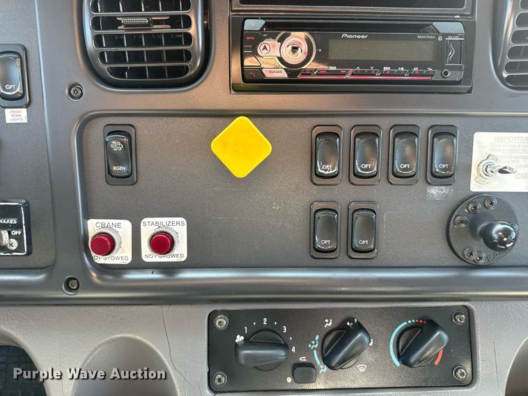 image for item EG5943 2015 Freightliner 108SD Ext. Cab crane truck