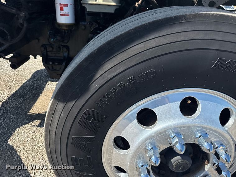 image for item EG5943 2015 Freightliner 108SD Ext. Cab crane truck