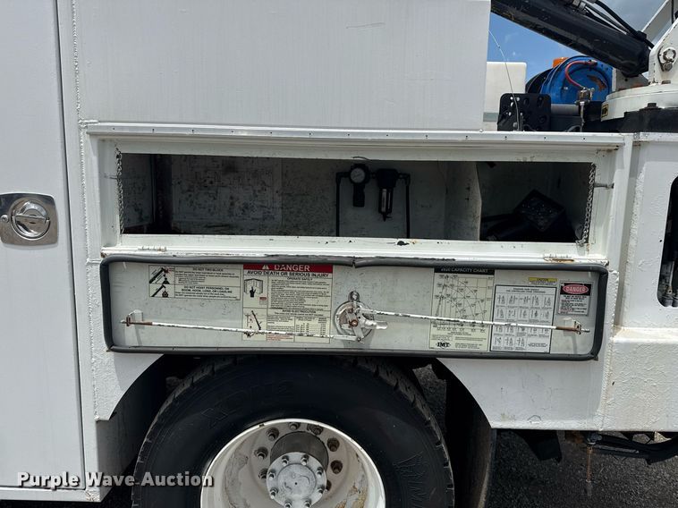 image for item EG5976 2012 Freightliner Business Class M2 Ext. Cab utility / service truck