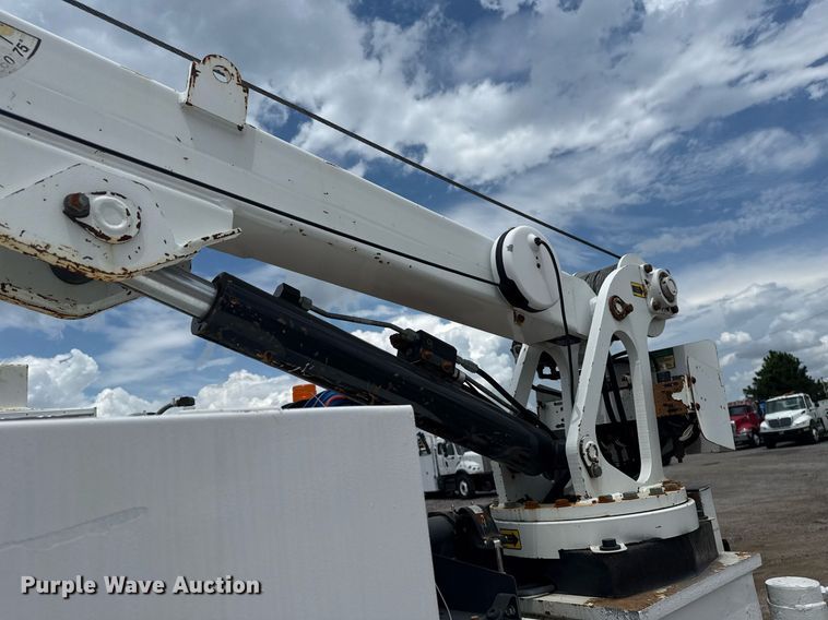 image for item EG5976 2012 Freightliner Business Class M2 Ext. Cab utility / service truck