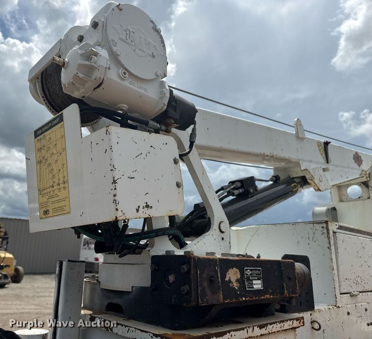 image for item EG5976 2012 Freightliner Business Class M2 Ext. Cab utility / service truck