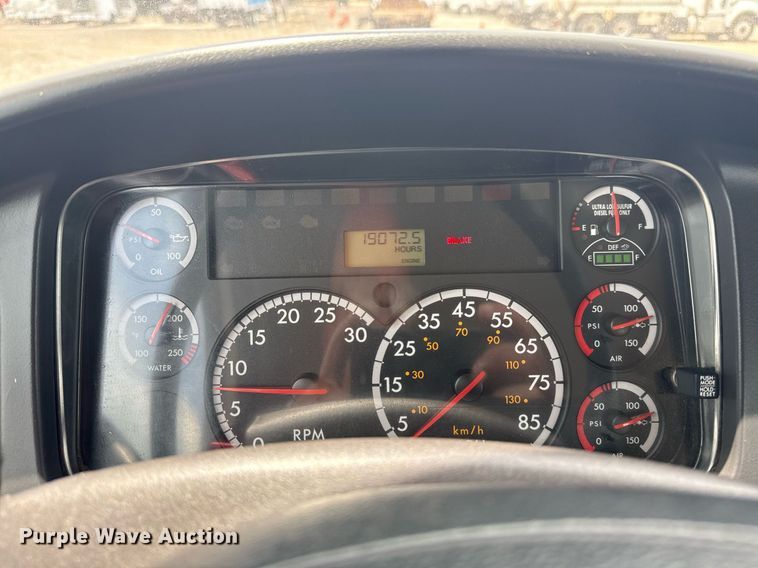 image for item EG5976 2012 Freightliner Business Class M2 Ext. Cab utility / service truck