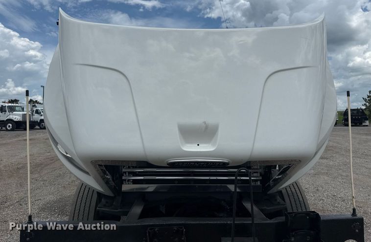 image for item EG5976 2012 Freightliner Business Class M2 Ext. Cab utility / service truck