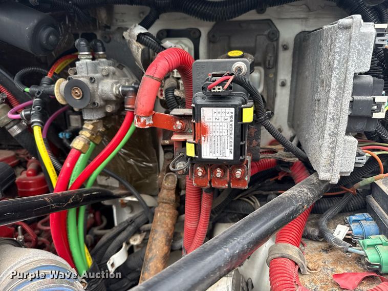 image for item EG5976 2012 Freightliner Business Class M2 Ext. Cab utility / service truck