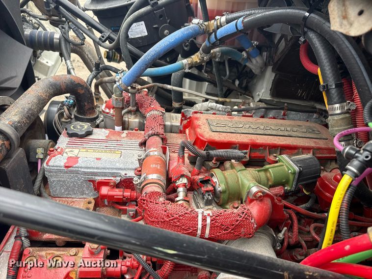 image for item EG5976 2012 Freightliner Business Class M2 Ext. Cab utility / service truck