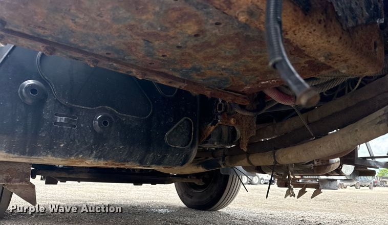 image for item EG5976 2012 Freightliner Business Class M2 Ext. Cab utility / service truck