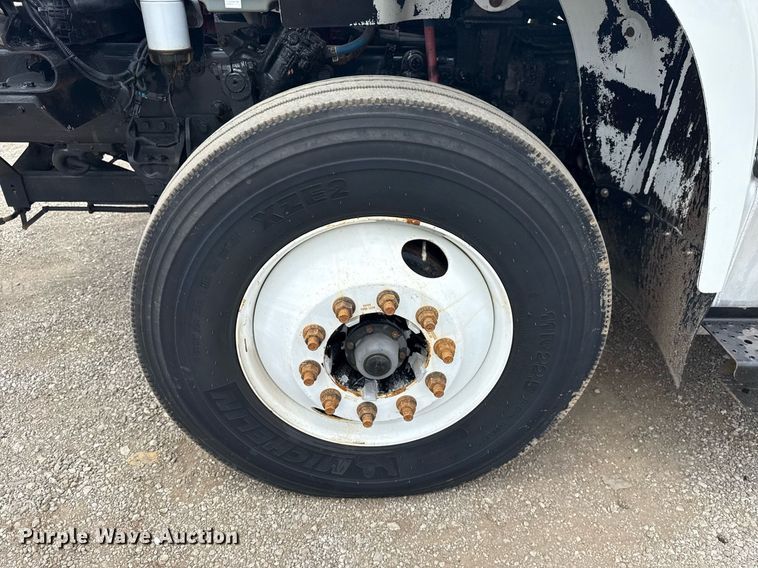 image for item EG5976 2012 Freightliner Business Class M2 Ext. Cab utility / service truck