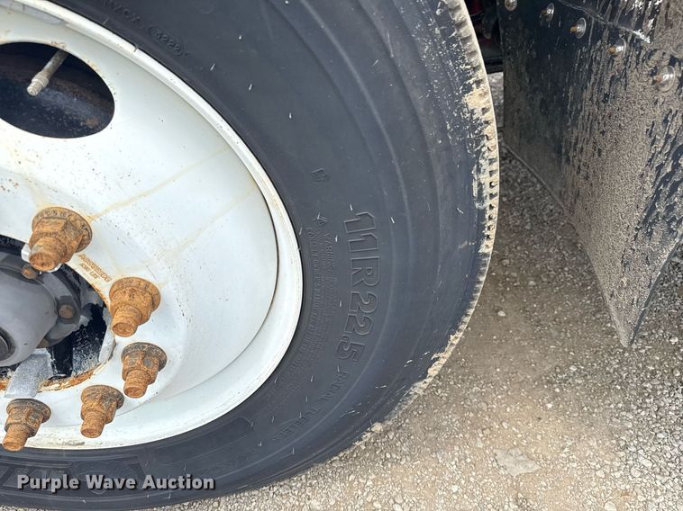 image for item EG5976 2012 Freightliner Business Class M2 Ext. Cab utility / service truck