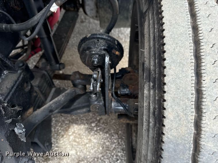 image for item EG5976 2012 Freightliner Business Class M2 Ext. Cab utility / service truck