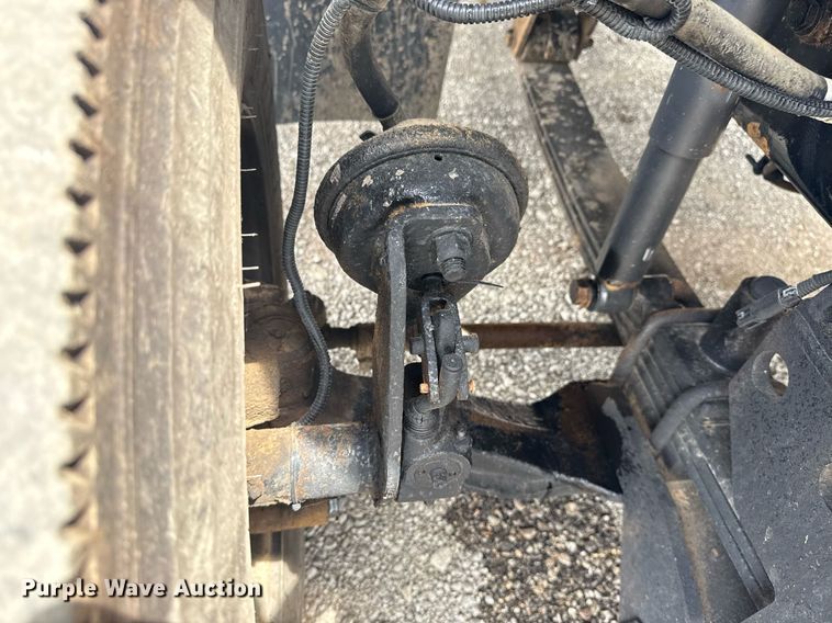 image for item EG5976 2012 Freightliner Business Class M2 Ext. Cab utility / service truck