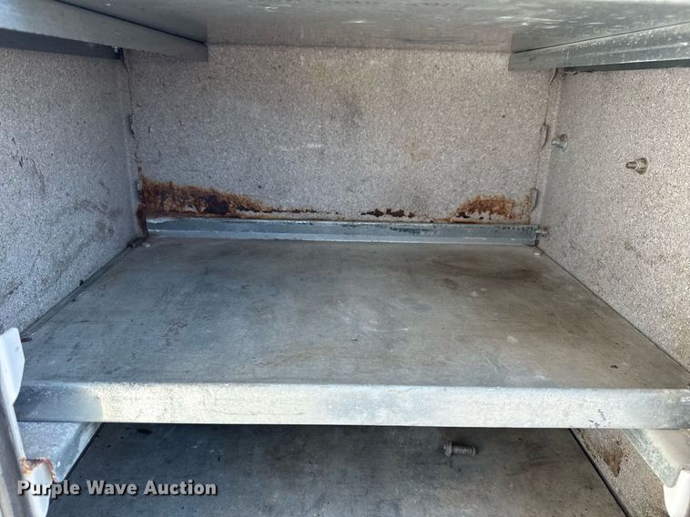 image for item EG5995 2007 Peterbilt 335 utility / service truck