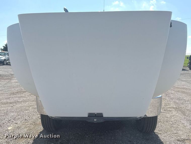 image for item EG5995 2007 Peterbilt 335 utility / service truck