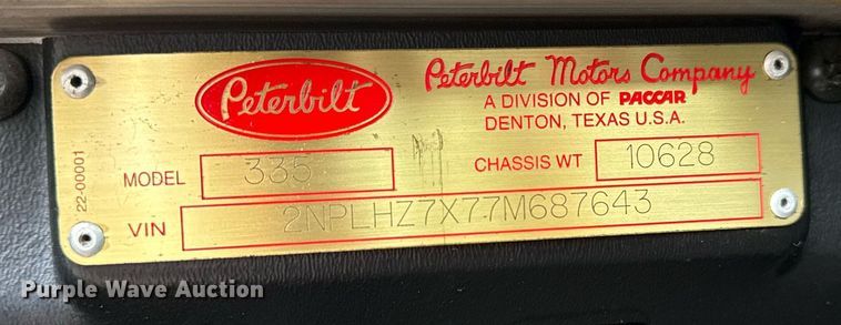 image for item EG6035 2007 Peterbilt 335 bucket truck