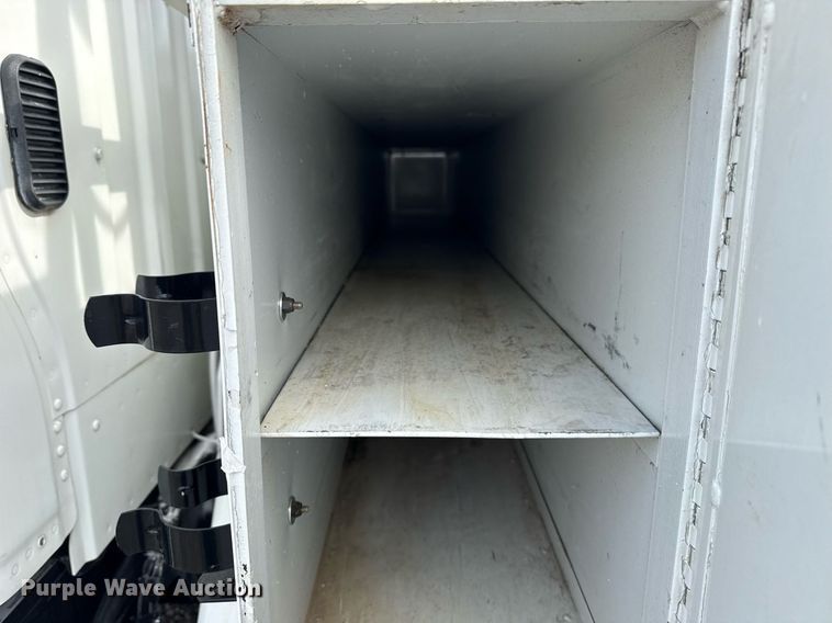 image for item EG6039 2008 Freightliner Business Class M2 digger derrick truck