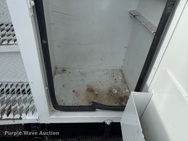 image for item EG6039 2008 Freightliner Business Class M2 digger derrick truck