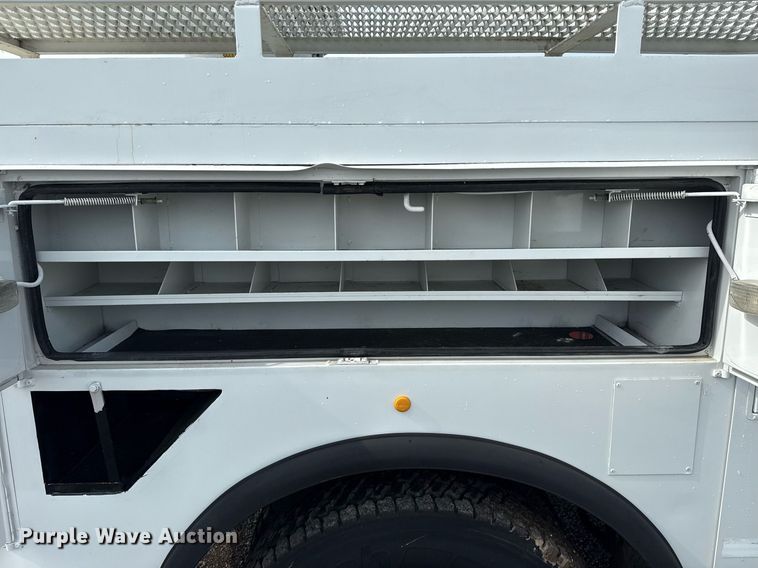 image for item EG6039 2008 Freightliner Business Class M2 digger derrick truck