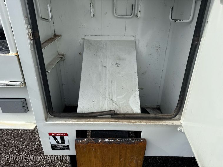 image for item EG6039 2008 Freightliner Business Class M2 digger derrick truck