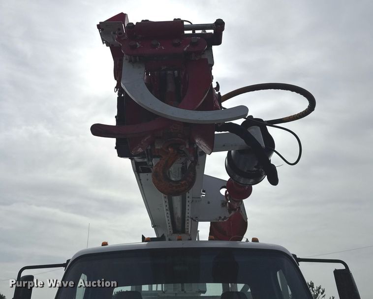 image for item EG6039 2008 Freightliner Business Class M2 digger derrick truck