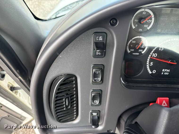 image for item EG6039 2008 Freightliner Business Class M2 digger derrick truck