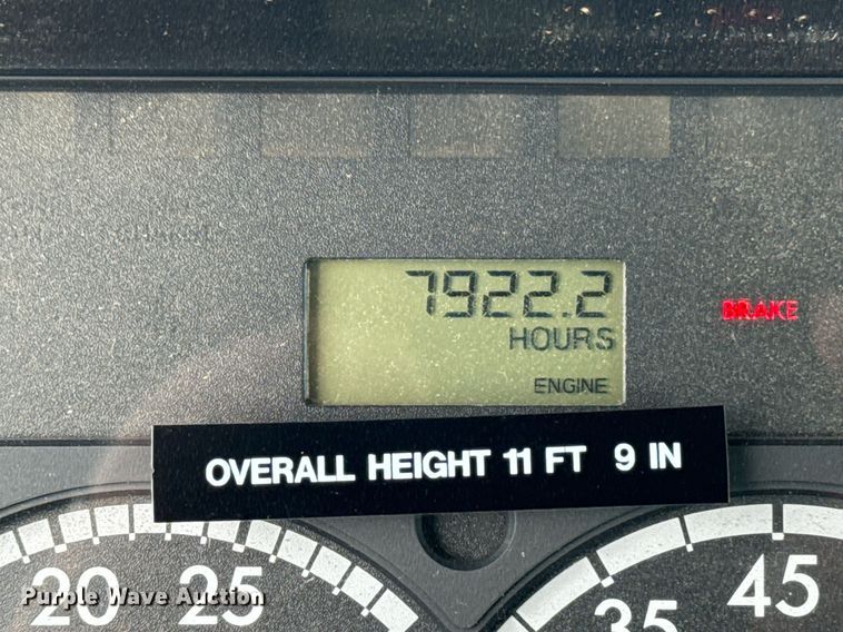 image for item EG6039 2008 Freightliner Business Class M2 digger derrick truck