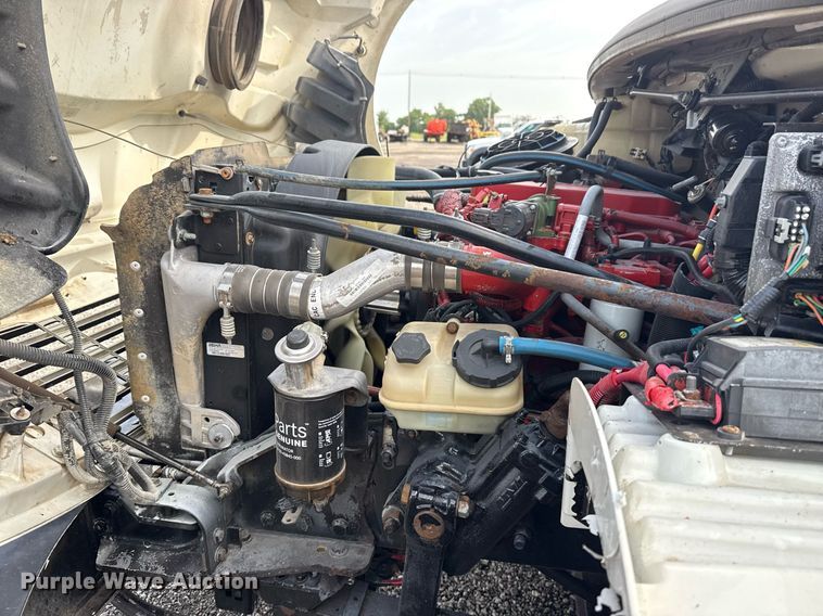 image for item EG6039 2008 Freightliner Business Class M2 digger derrick truck